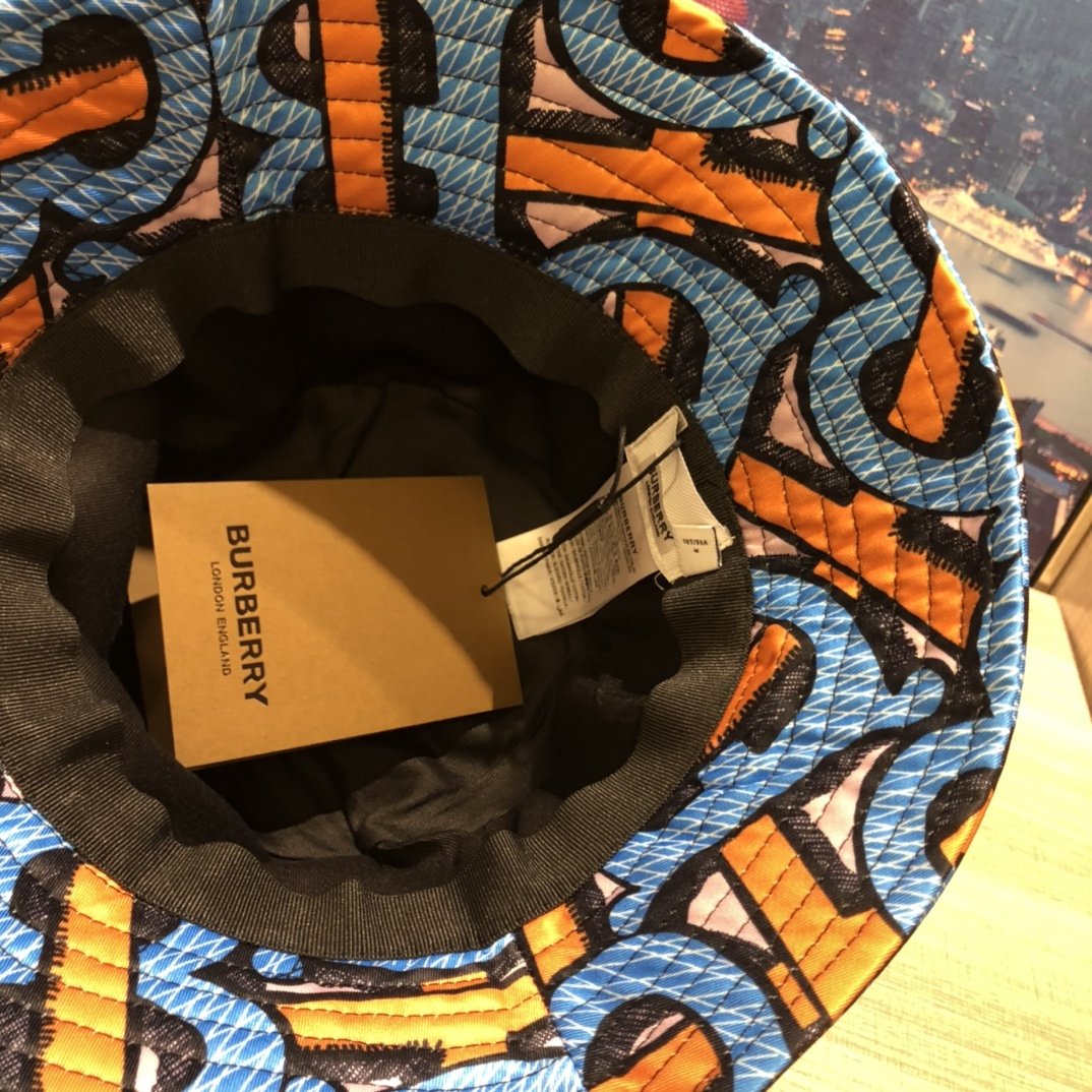 Burberry| Unisex Street Style Bucket Hats