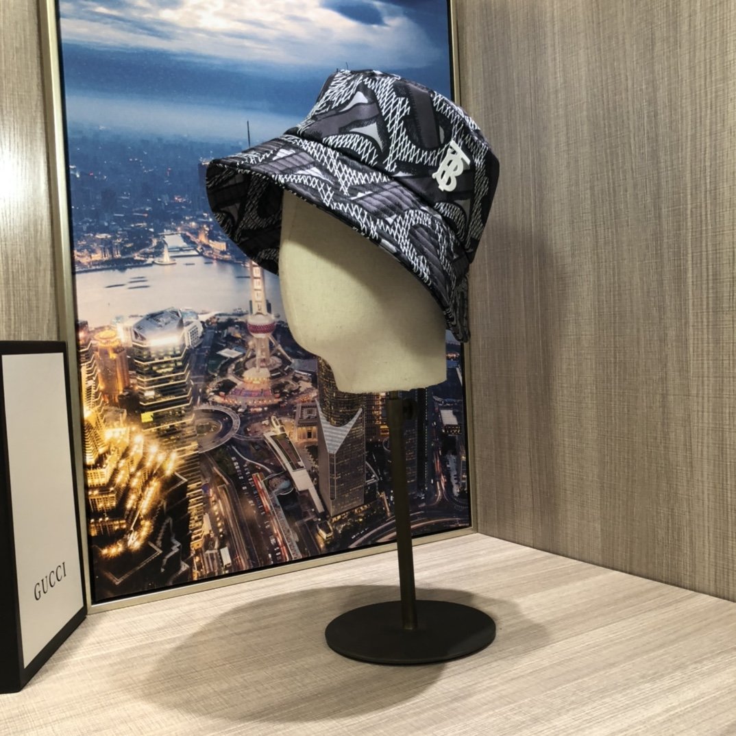 Burberry| Unisex Street Style Bucket Hats