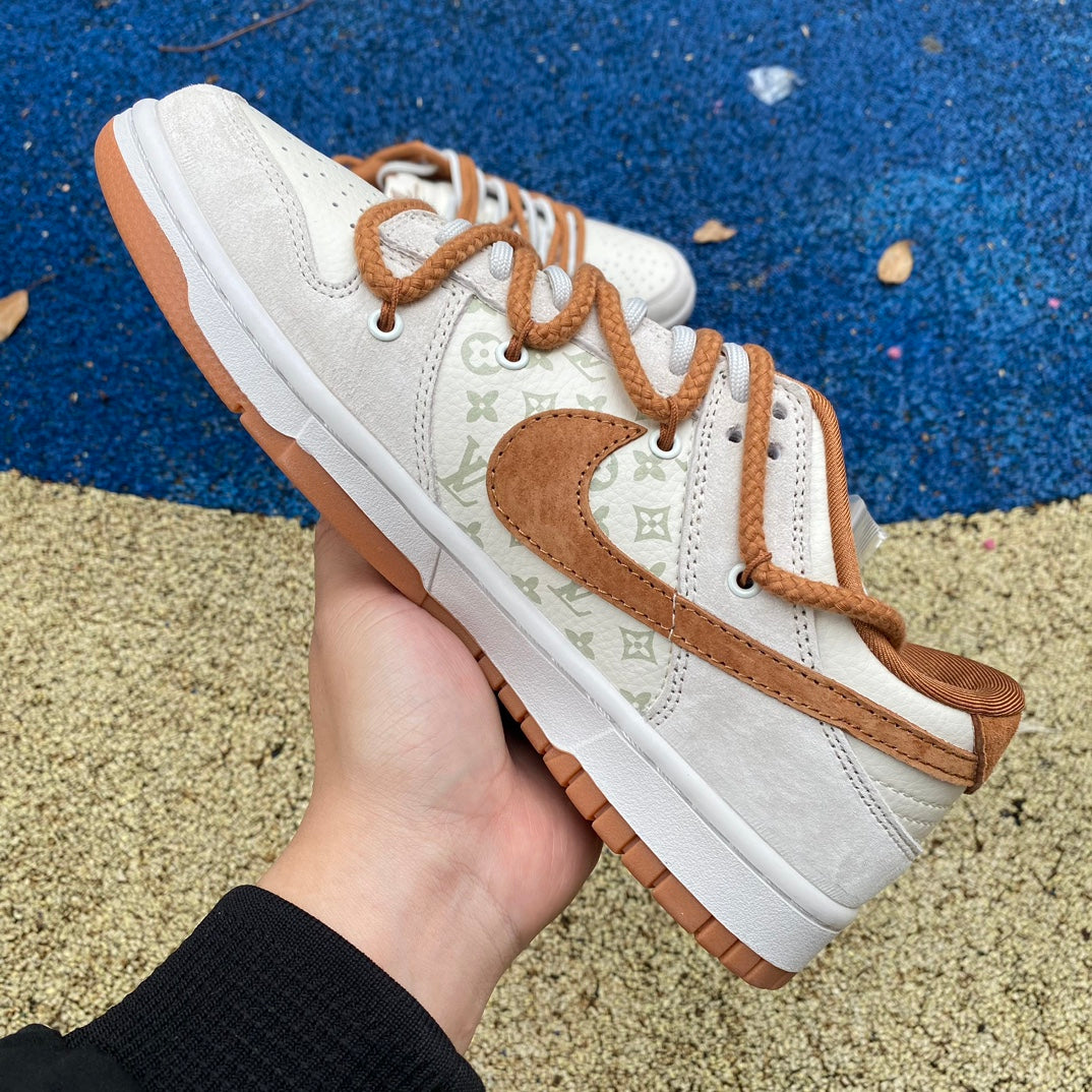 Nike Dunk x Louis Vuitton