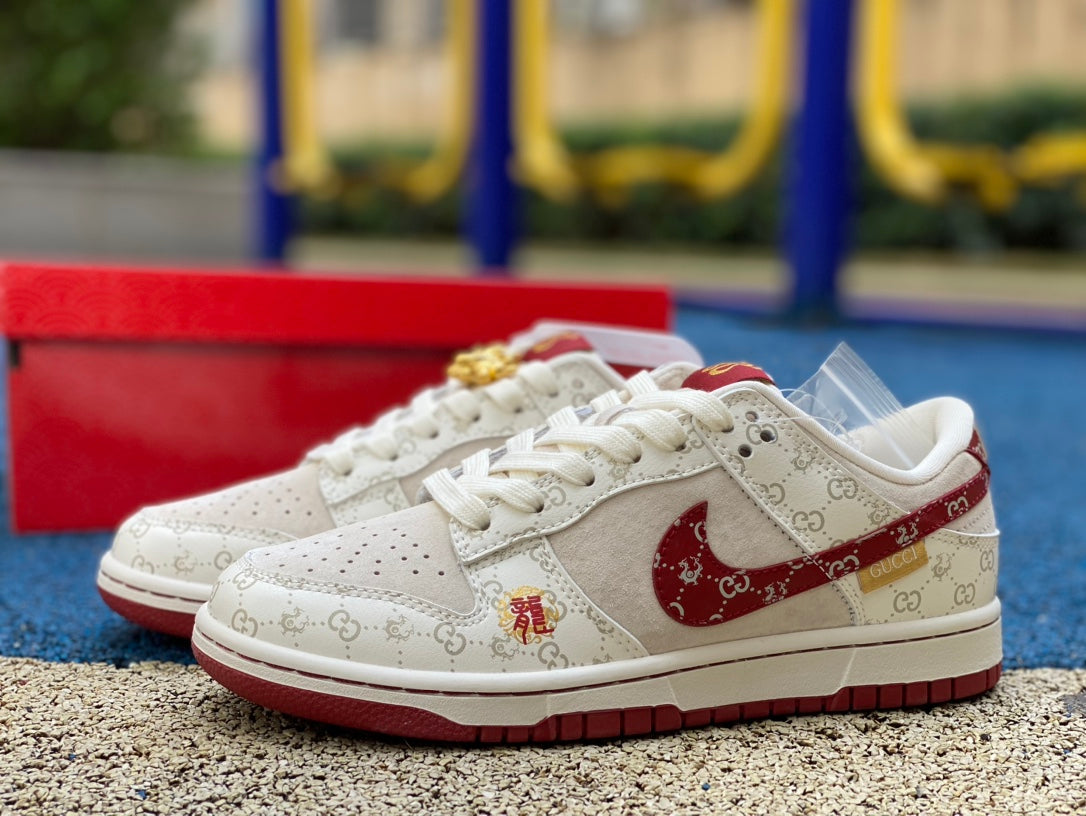 Nike Dunk x GUCCI