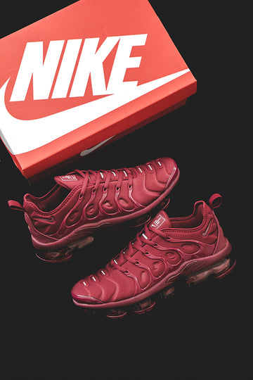 NEW Nike Air Vapormax Plus burgundy maroon Red